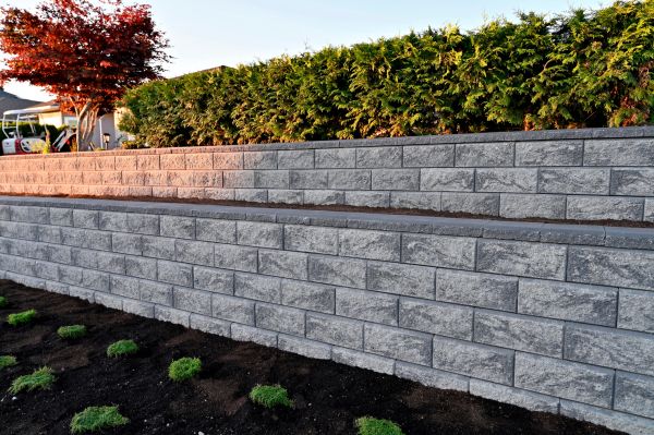 Cost of Concrete Retaining Wall Installation in Longmont