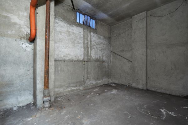 Cost of Basement Wall Construction in Longmont