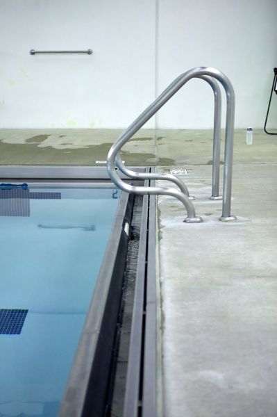 Cost of Poolside Concrete Paving in Longmont
